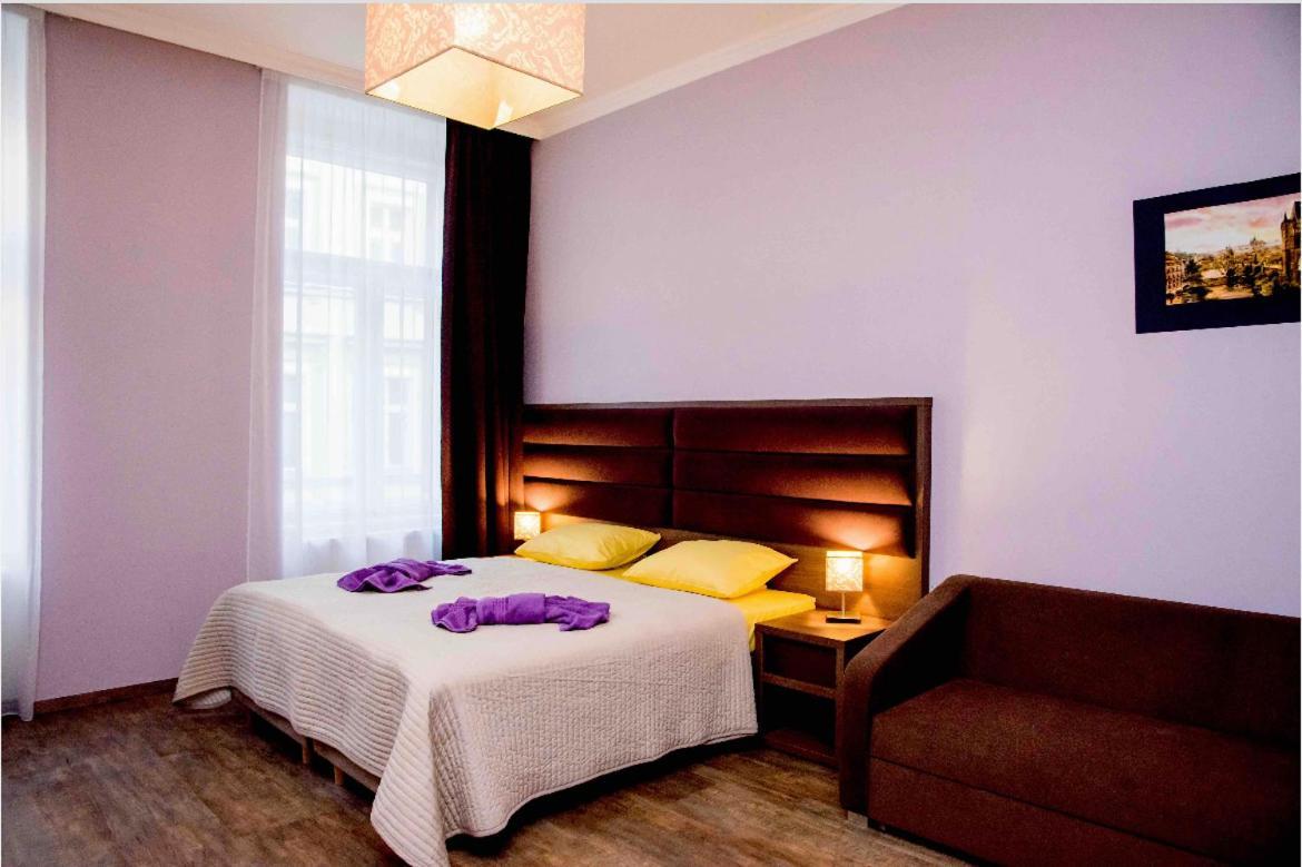 Domus Apartments Прага Екстериор снимка