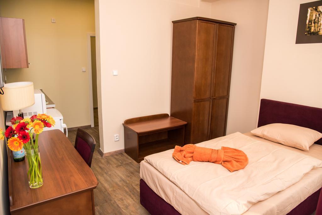 Domus Apartments Прага Стая снимка
