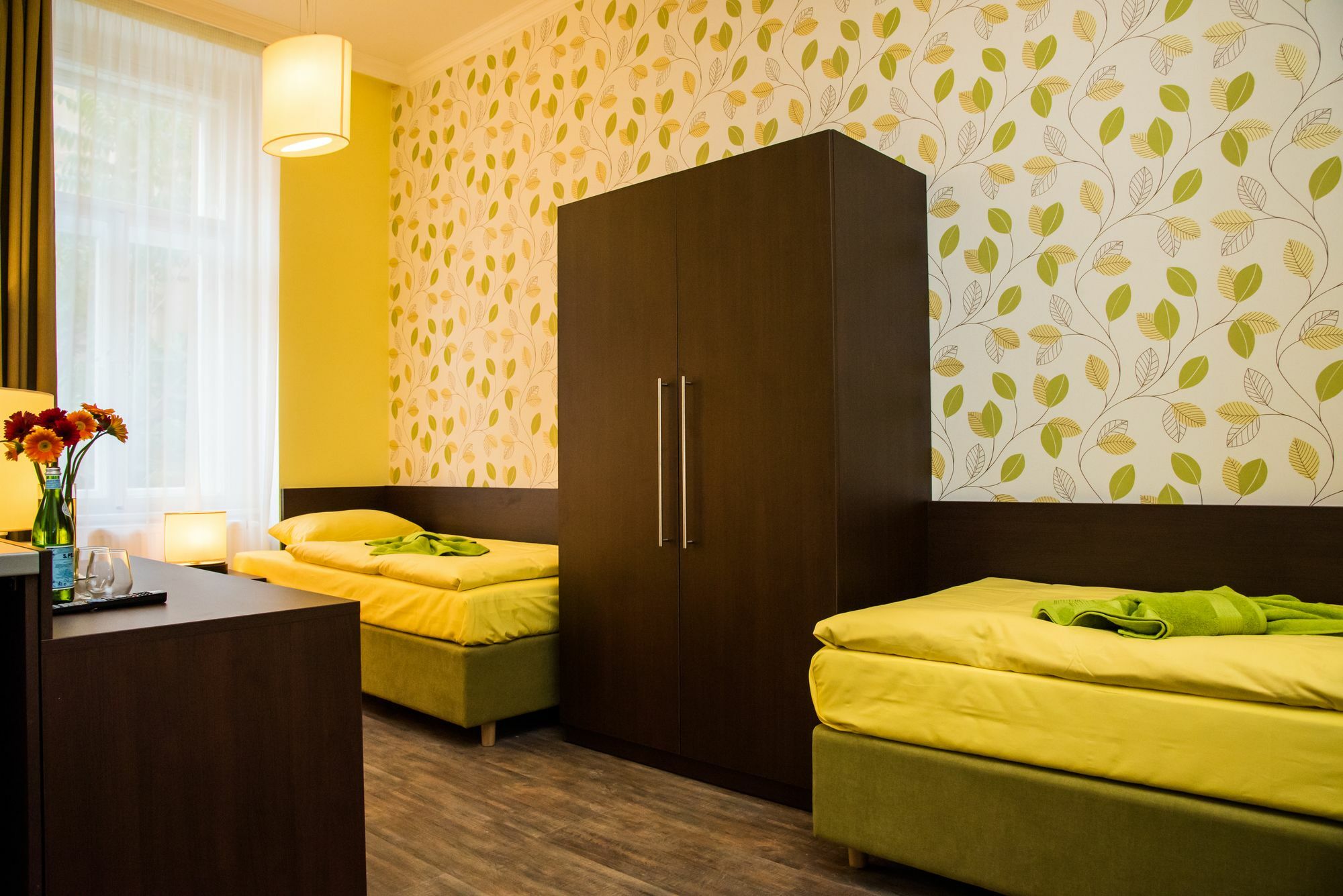 Domus Apartments Прага Екстериор снимка